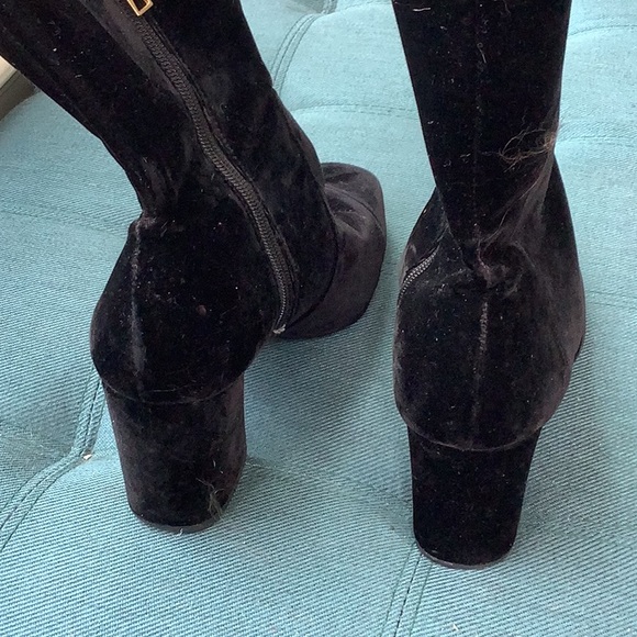 Black velour boot - Picture 4 of 8
